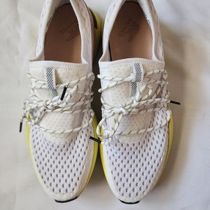 Sorel Women's Kinetic Impact Lace Shoe size 10